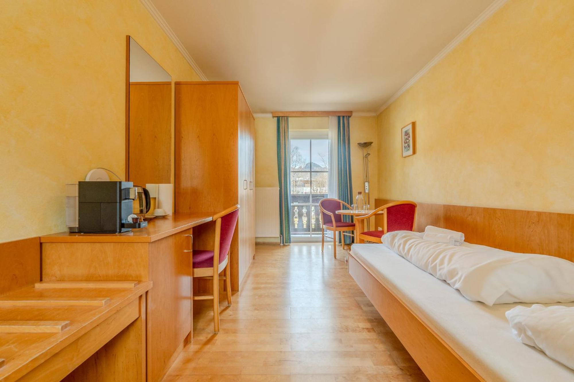 Whats-App Self-Check-In - Villa Maria Theresia 바드고이세른 객실 사진