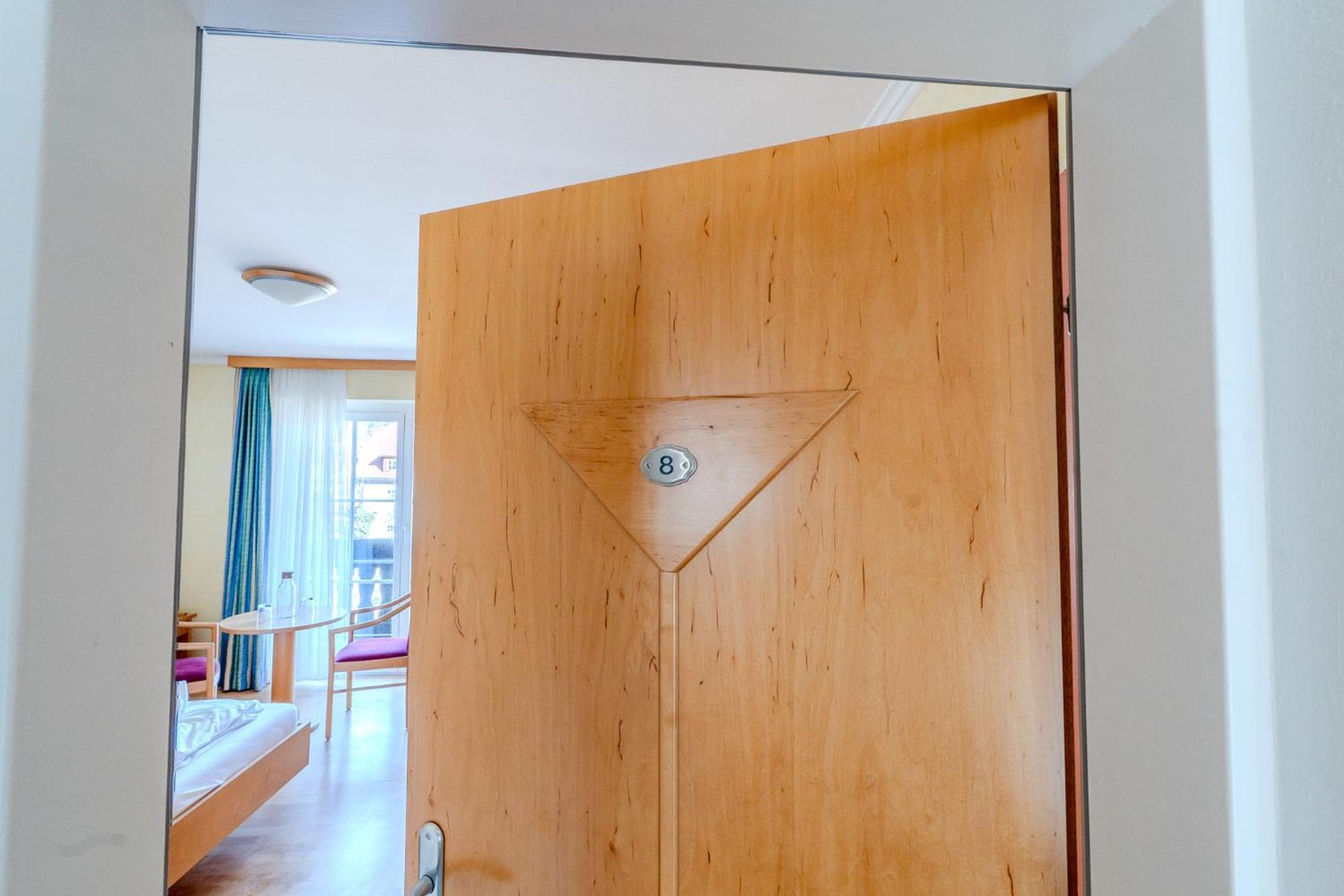 Whats-App Self-Check-In - Villa Maria Theresia 바드고이세른 객실 사진