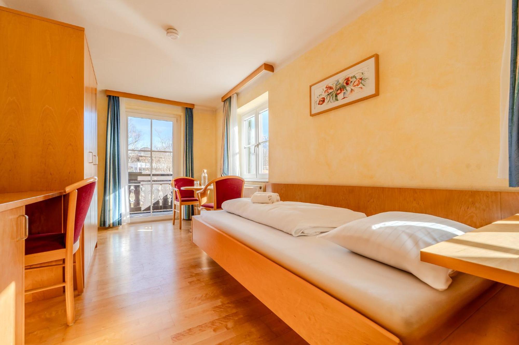 Whats-App Self-Check-In - Villa Maria Theresia 바드고이세른 객실 사진